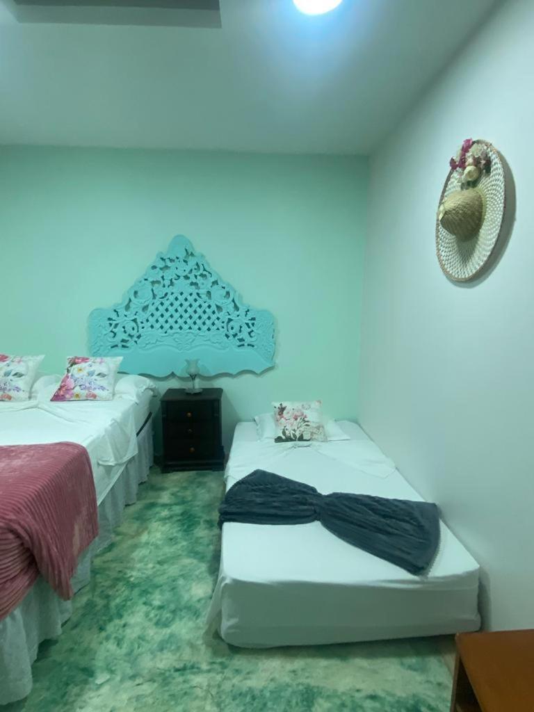 Casa Renacer Bed & Breakfast Cartagena Oda fotoğraf